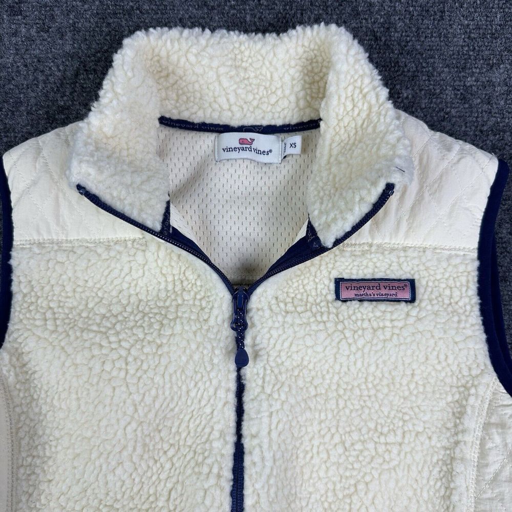 Vineyard Vine Vest Womens XS Ivory Blue Quilted Deep Pile Sherpa Casual Outdoor - Picture 2 of 8